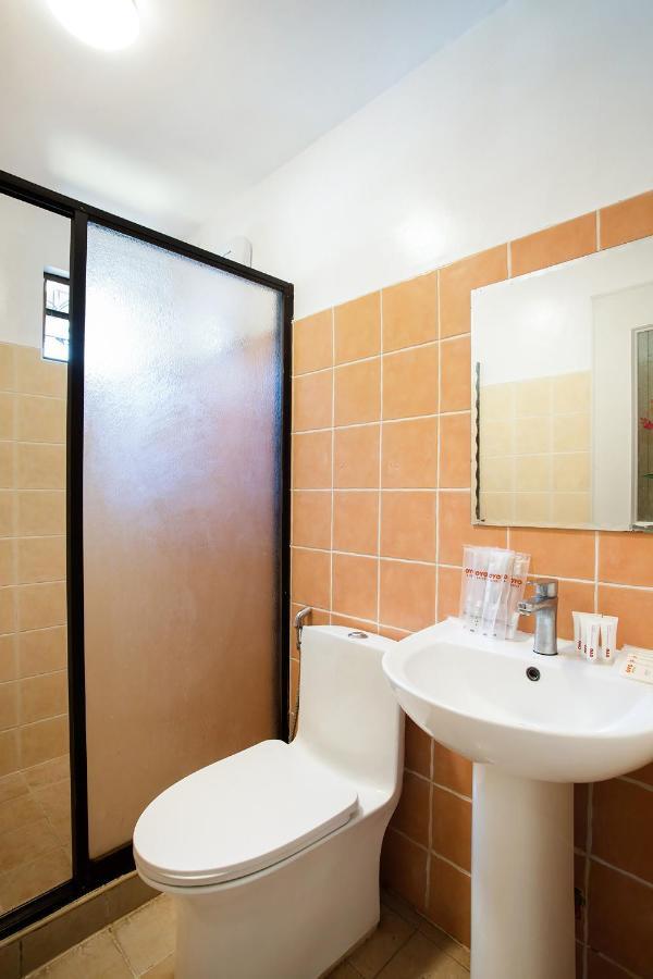 Oyo 394 Tagaytay Haven Hotel - Mendez Tagaytay City Ngoại thất bức ảnh
