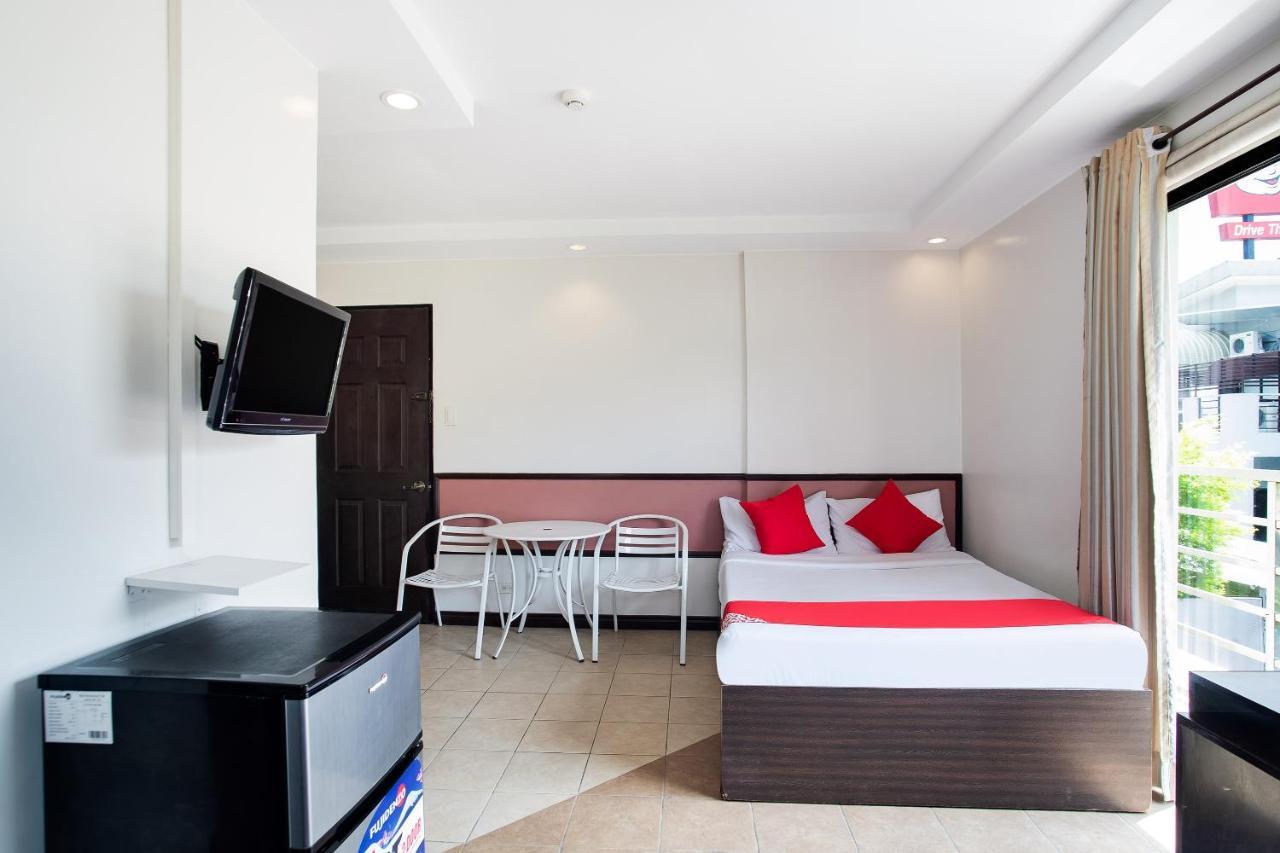 Oyo 394 Tagaytay Haven Hotel - Mendez Tagaytay City Ngoại thất bức ảnh